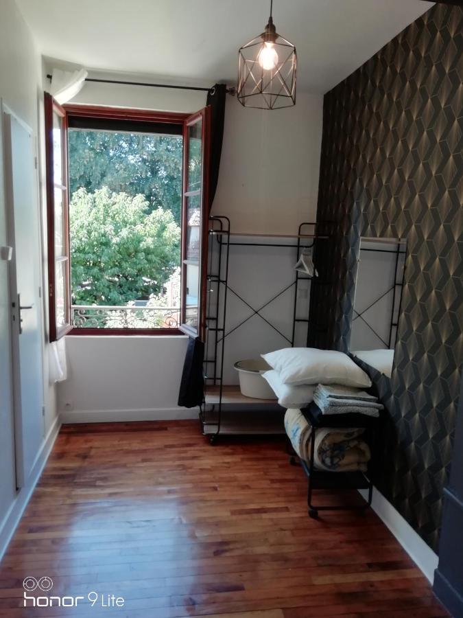 Centre Troyes Avec Vue Sur Parc, Simplicite D'Acces, Charme Et Confort Garanti מראה חיצוני תמונה